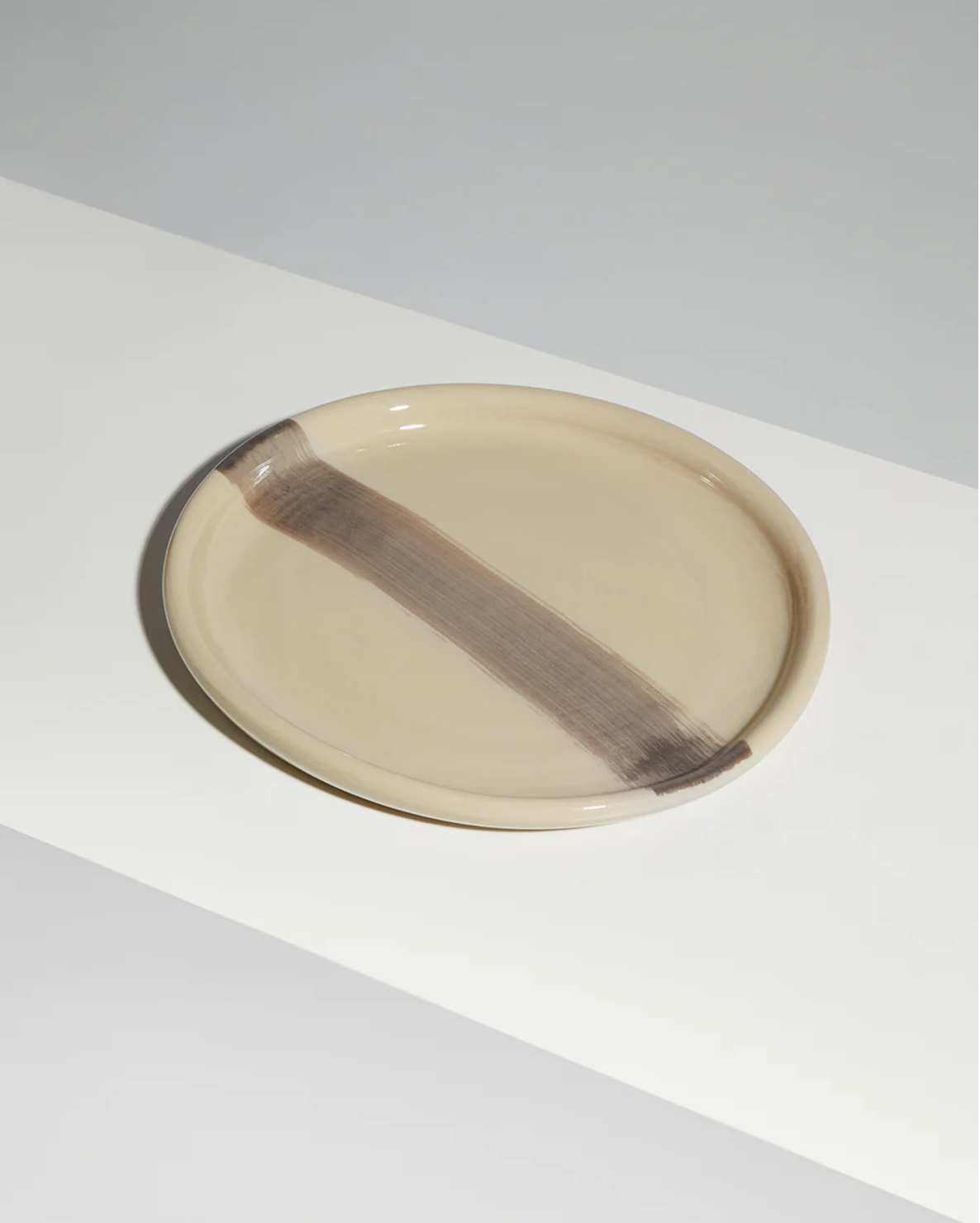 LOADS OF LINE TABLE PLATE | GREY LINES